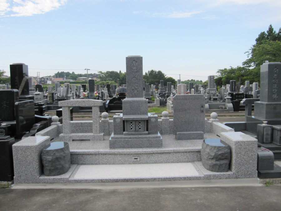 S家様墓所 デザイン墓石「ドゥオモHigh Type」 | 八戸市でお墓のお悩み 
